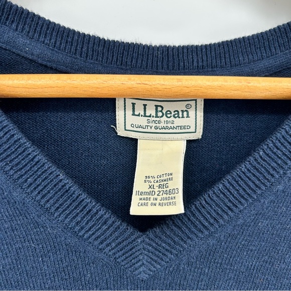 LL Bean Cashmere Blend Sweater Men L Navy Preppy Cottage Grandpa V-Neck - Picture 4 of 8